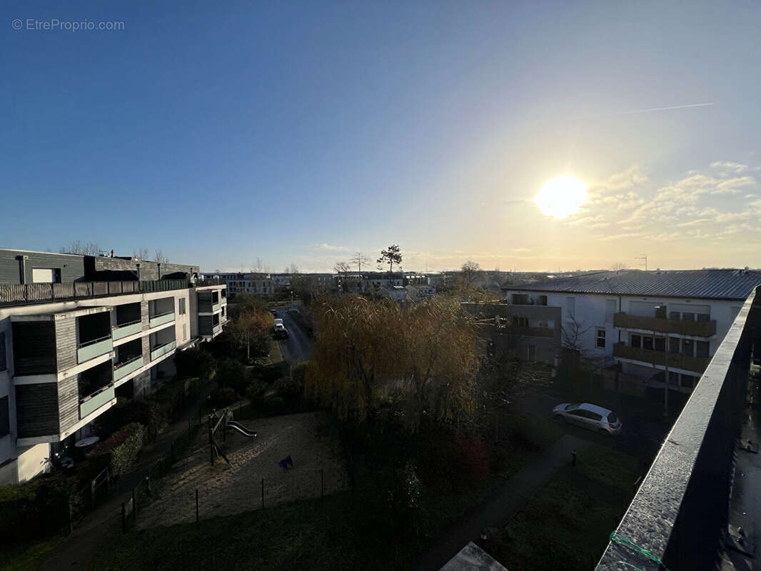 Appartement à VILLENAVE-D&#039;ORNON