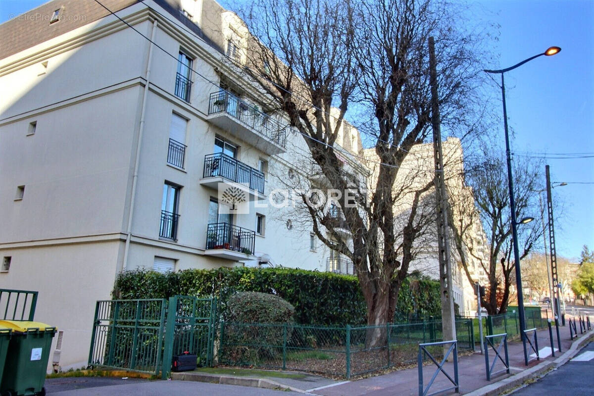 Appartement à FONTENAY-AUX-ROSES