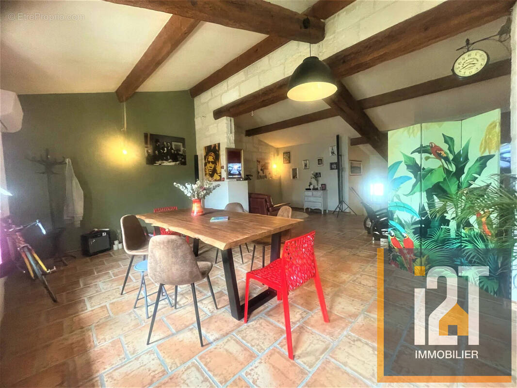 Appartement à BEAUCAIRE