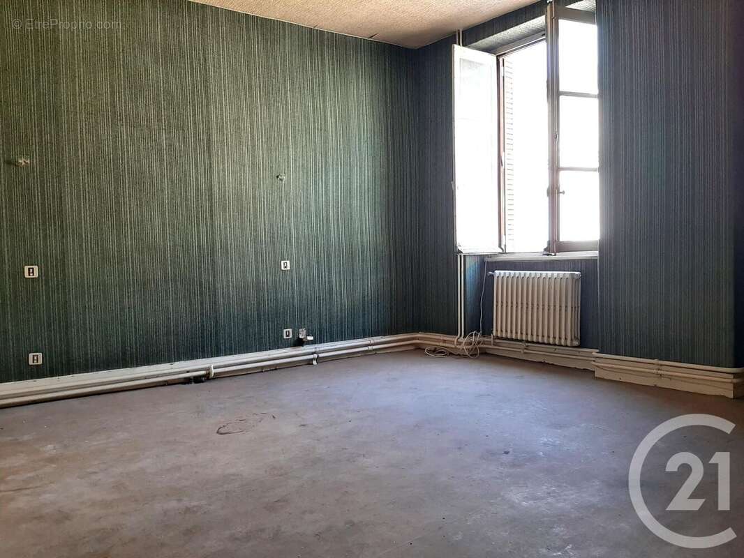 Appartement à SAINT-SYMPHORIEN-D&#039;OZON