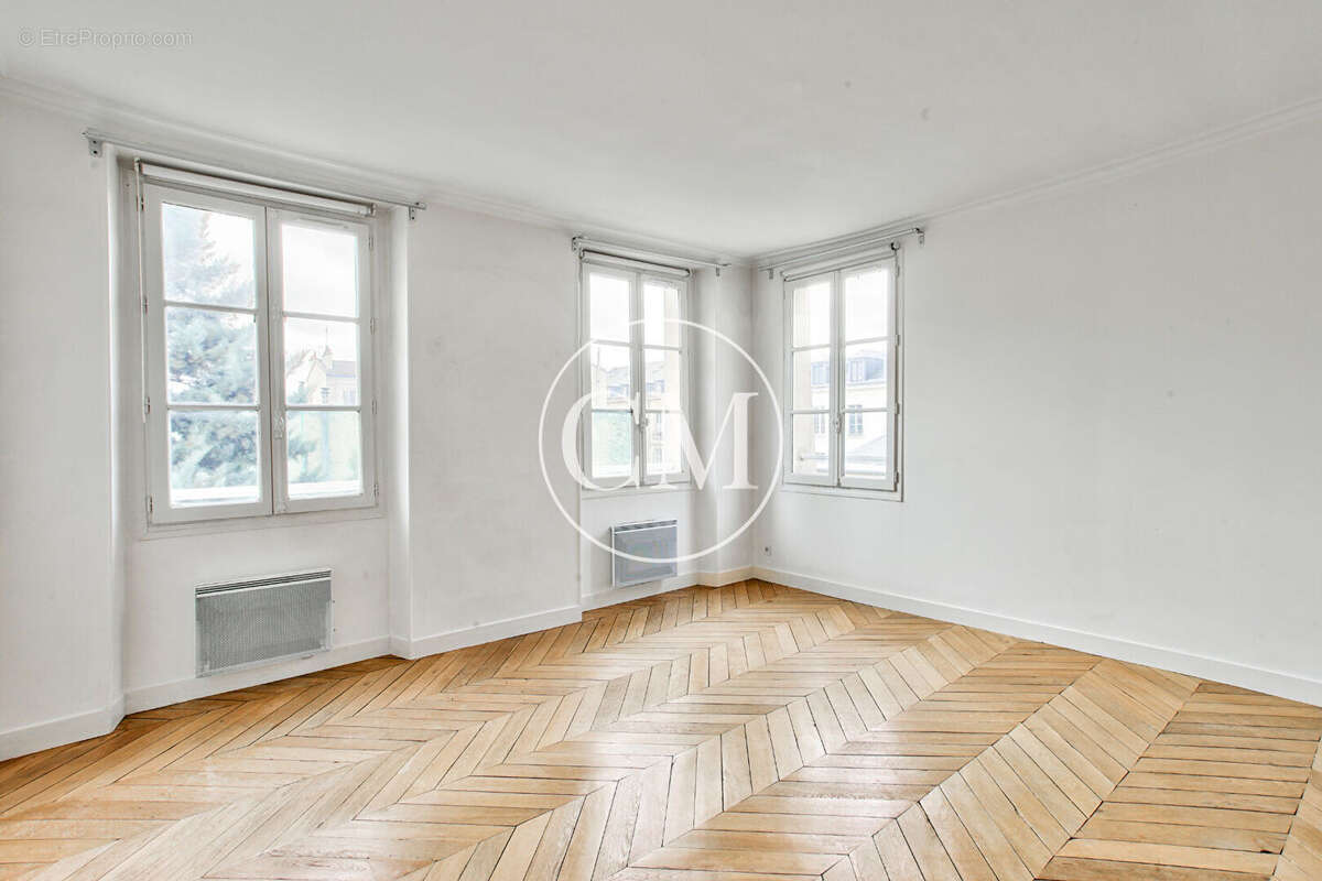 Appartement à VERSAILLES