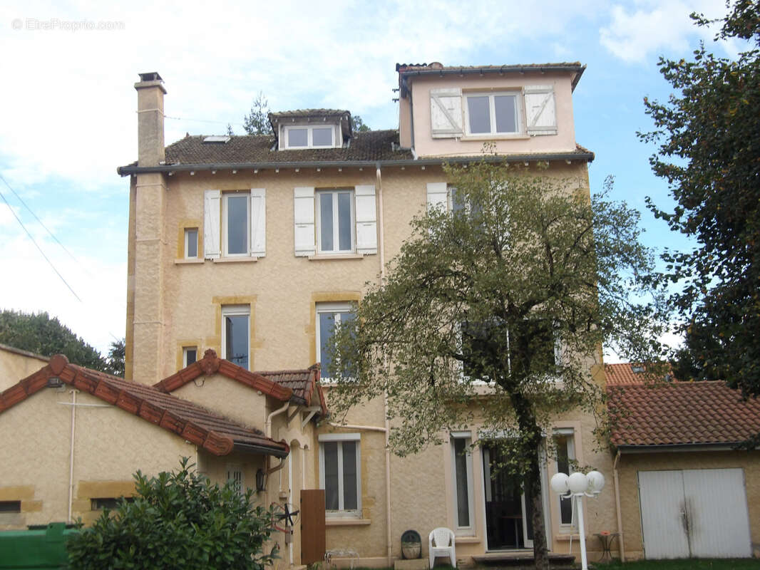 Maison à CHARLIEU