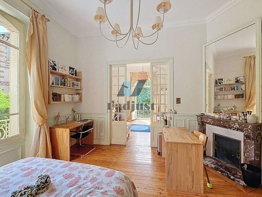 Appartement à FONTAINEBLEAU