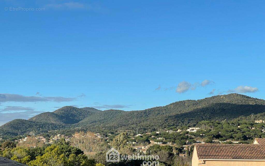 Vue de la chambre - Appartement à SAINTE-MAXIME