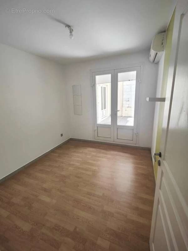 Appartement à SAINT-DENIS