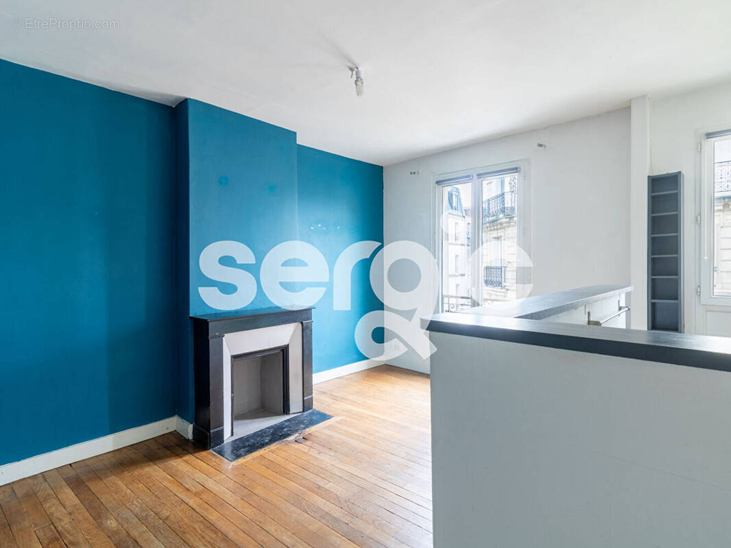 Appartement à PARIS-14E