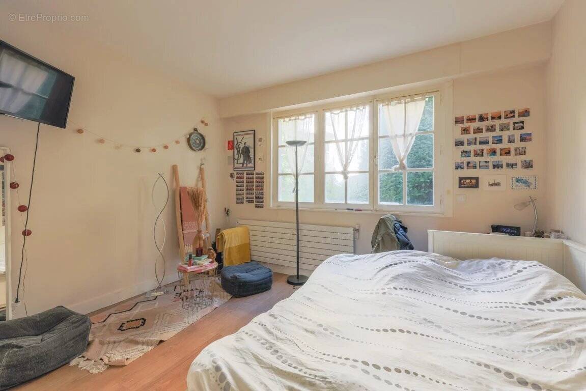 Appartement à NEUILLY-SUR-SEINE