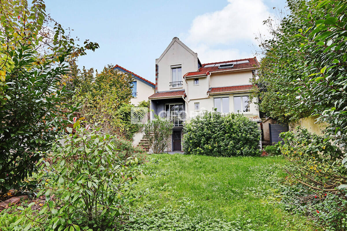 Maison à CHAMPIGNY-SUR-MARNE