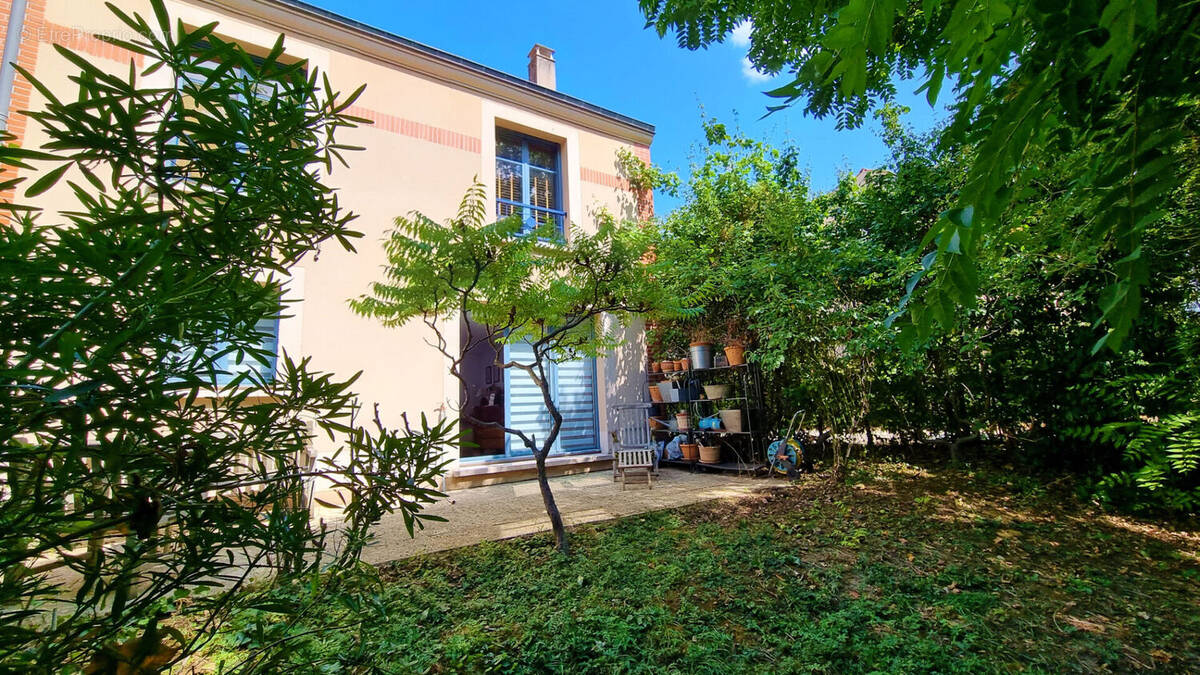 Maison à HOUILLES