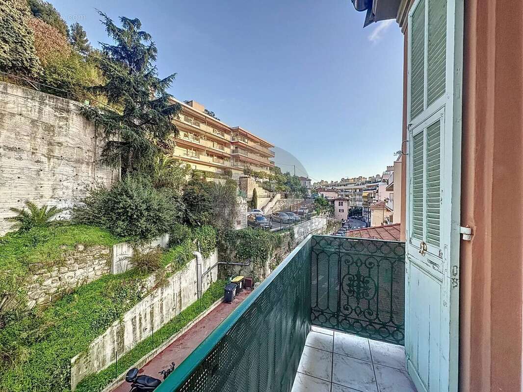 Appartement à MENTON