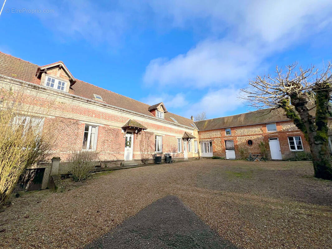 Maison à CHAUMONT-EN-VEXIN