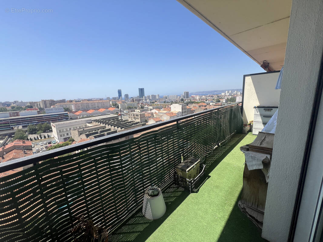 Appartement à MARSEILLE-14E