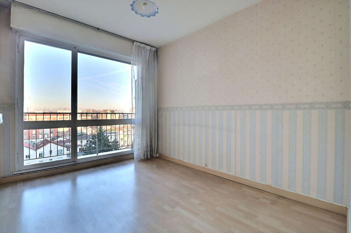 Appartement à AUBERVILLIERS