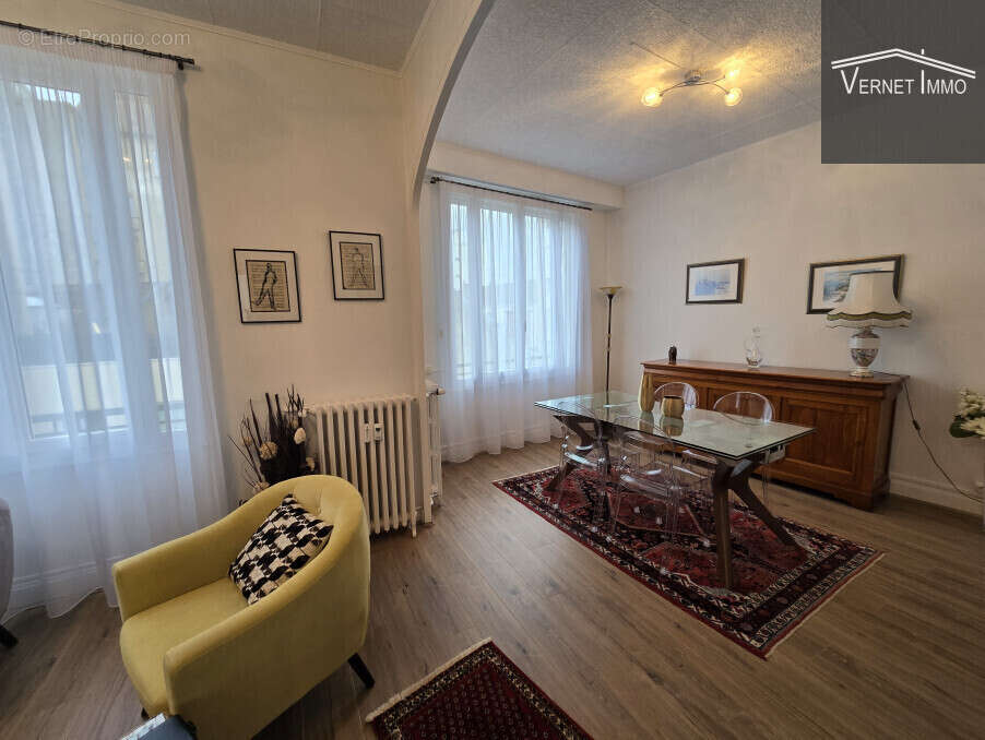 Appartement à VICHY