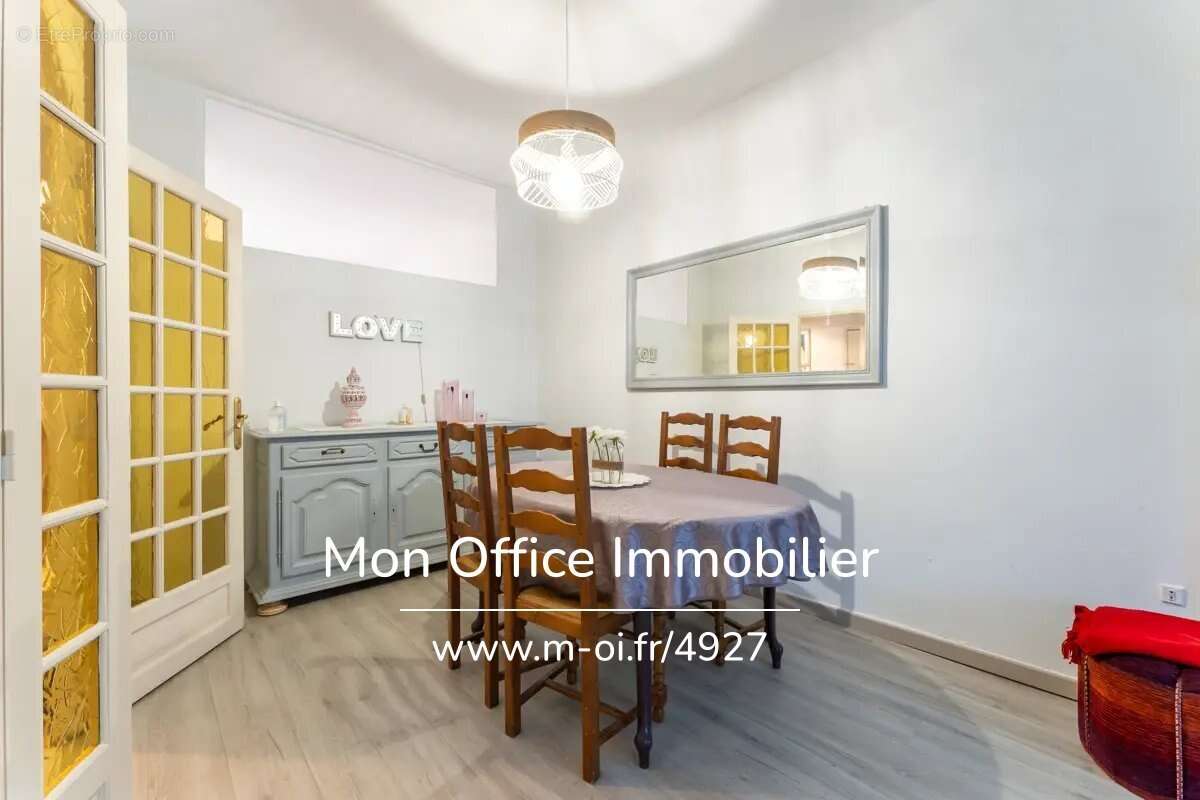 Appartement à MARSEILLE-3E