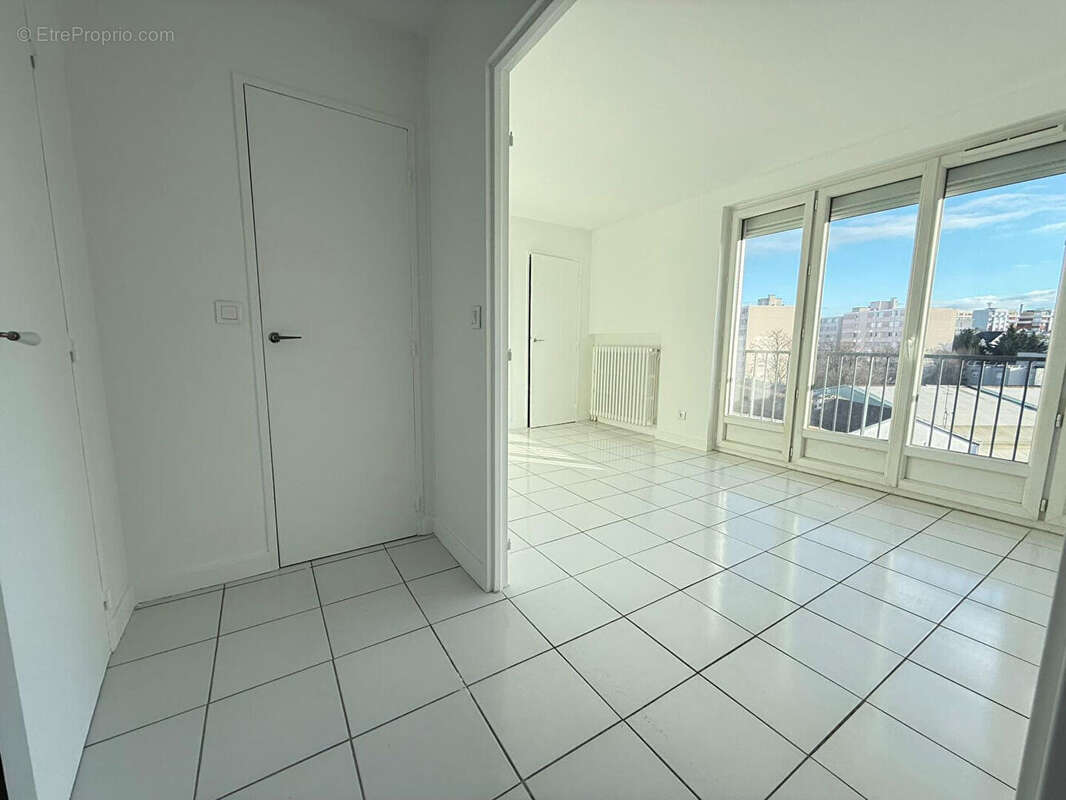 Appartement à MONTREUIL