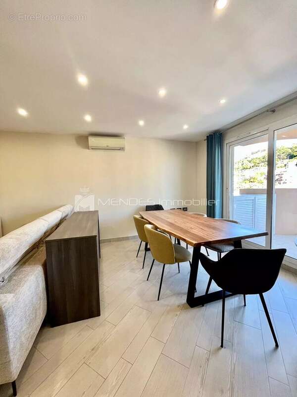 Appartement à ROQUEBRUNE-CAP-MARTIN