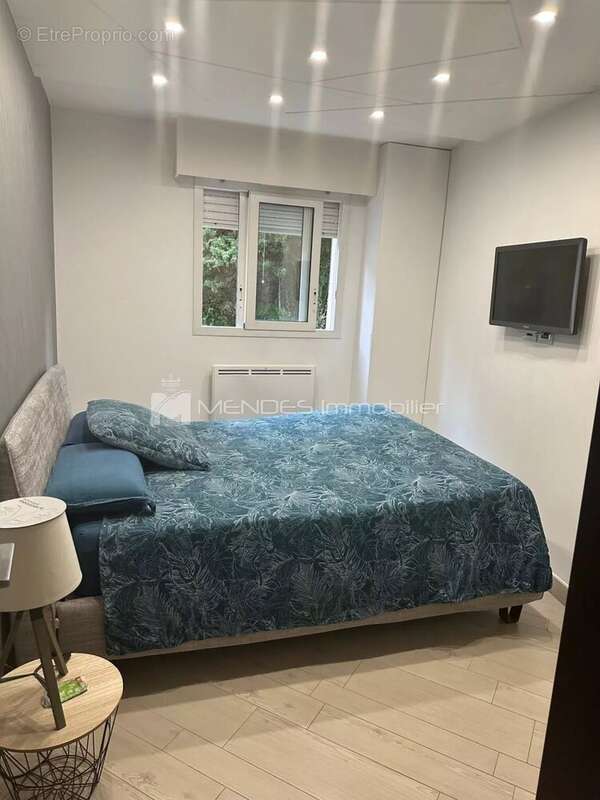 Appartement à ROQUEBRUNE-CAP-MARTIN