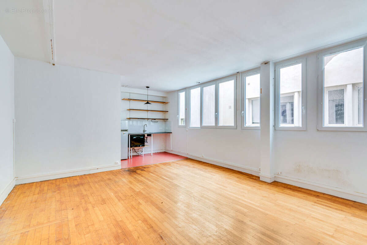 Appartement à PARIS-12E