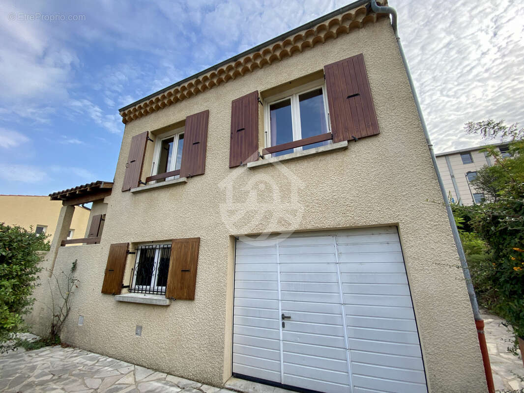 Maison à TOURNON-SUR-RHONE