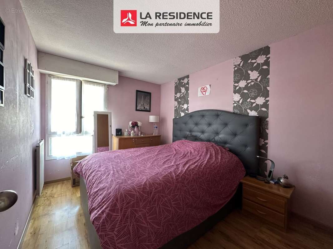 Appartement à MONTIGNY-LE-BRETONNEUX