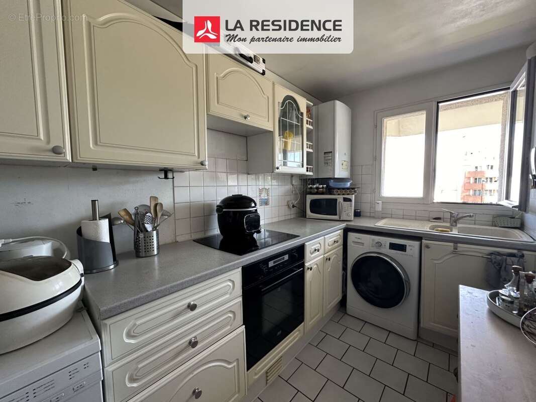 Appartement à MONTIGNY-LE-BRETONNEUX