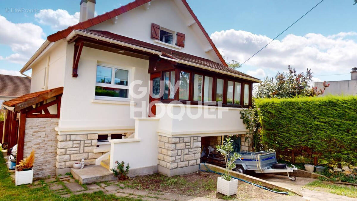 Maison à LONGPONT-SUR-ORGE