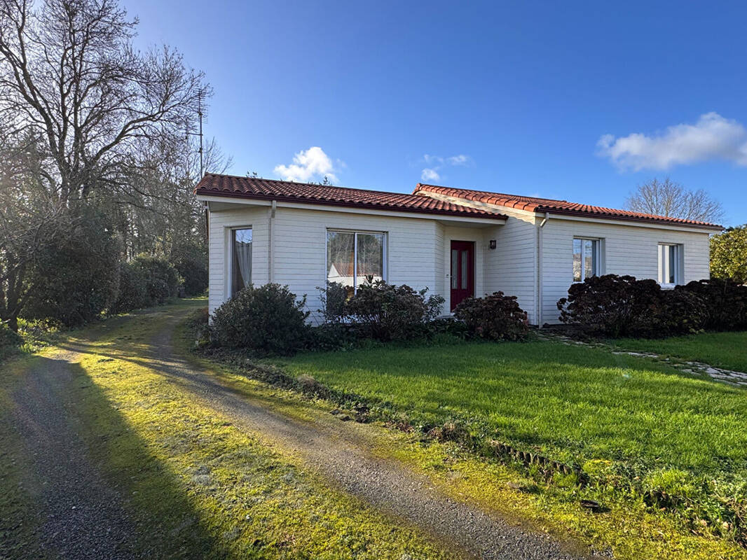 Maison à SAINT-PAUL-MONT-PENIT