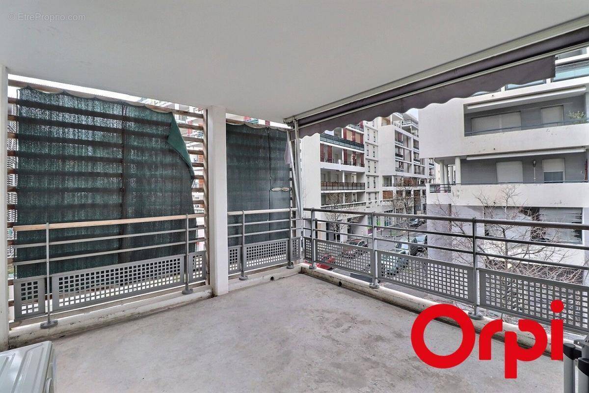 Appartement à MARSEILLE-15E