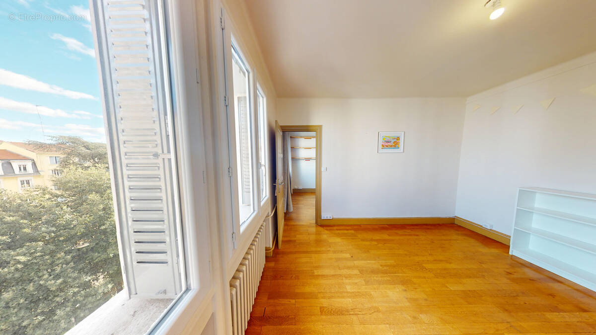 Appartement à LYON-6E