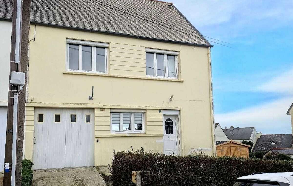 Maison à CAMARET-SUR-MER