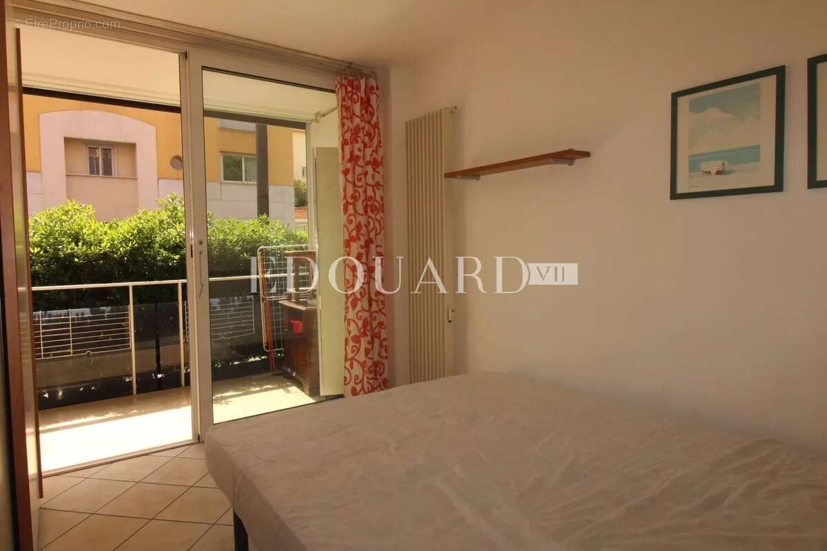 Appartement à ROQUEBRUNE-CAP-MARTIN