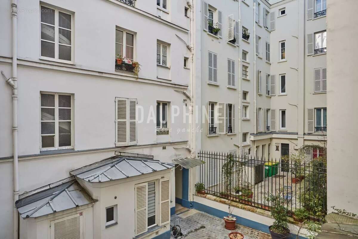 Appartement à PARIS-6E