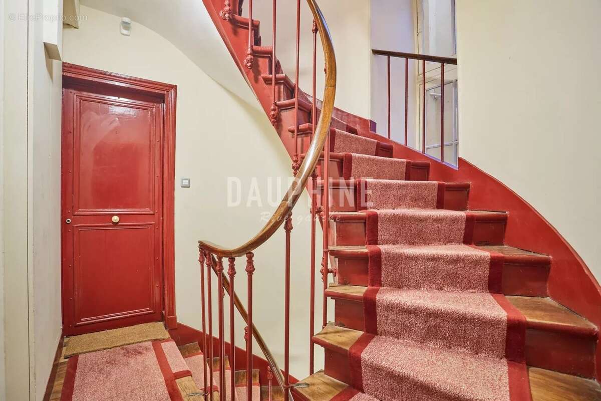 Appartement à PARIS-6E