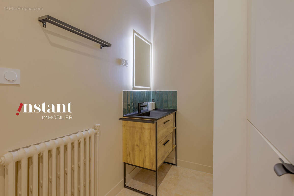 Appartement à LYON-8E