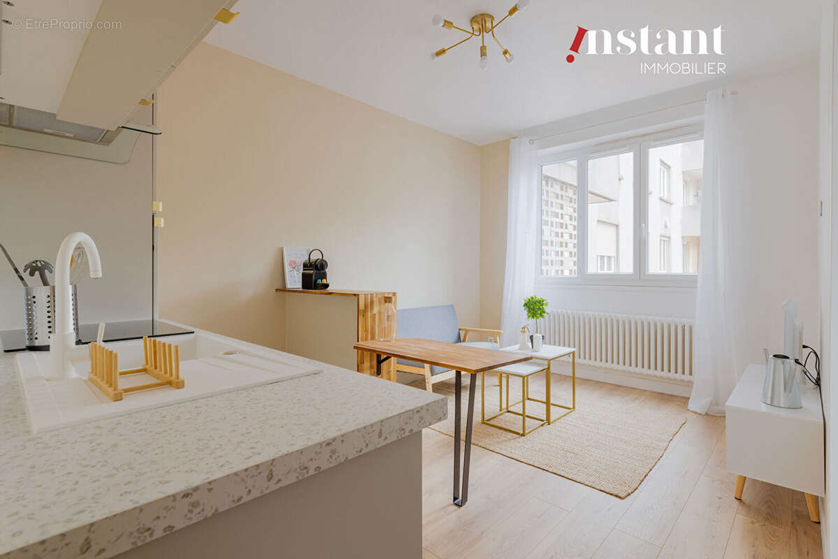 Appartement à LYON-8E