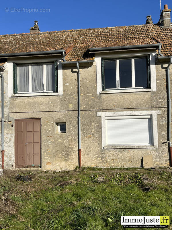 Maison à LE PERRAY-EN-YVELINES