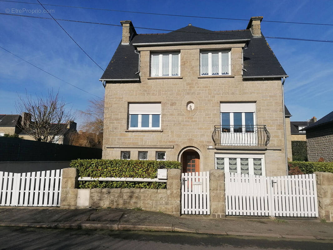 Maison à DINAN