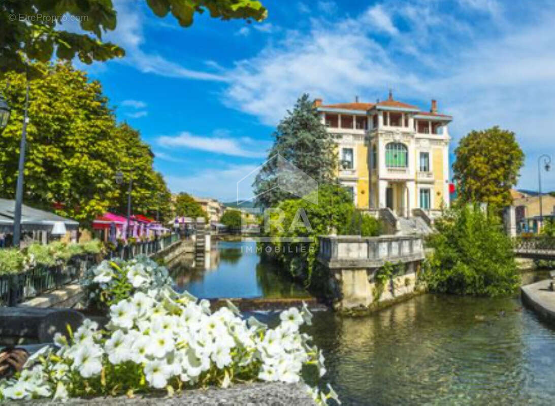 Autre à L&#039;ISLE-SUR-LA-SORGUE