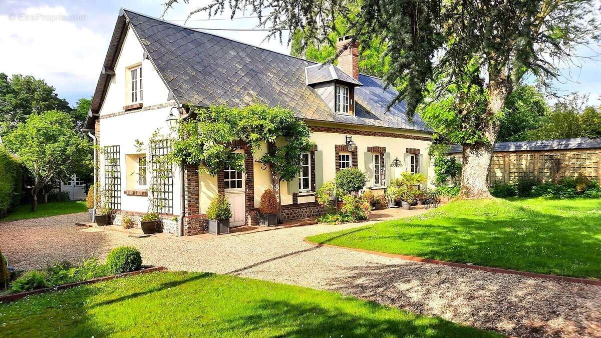 Maison à BERNAY