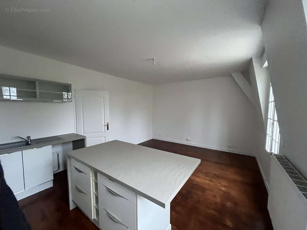 Appartement à QUINCY-SOUS-SENART