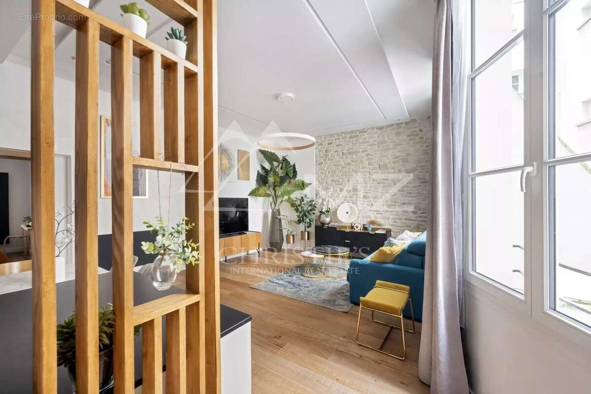 Appartement à PARIS-4E