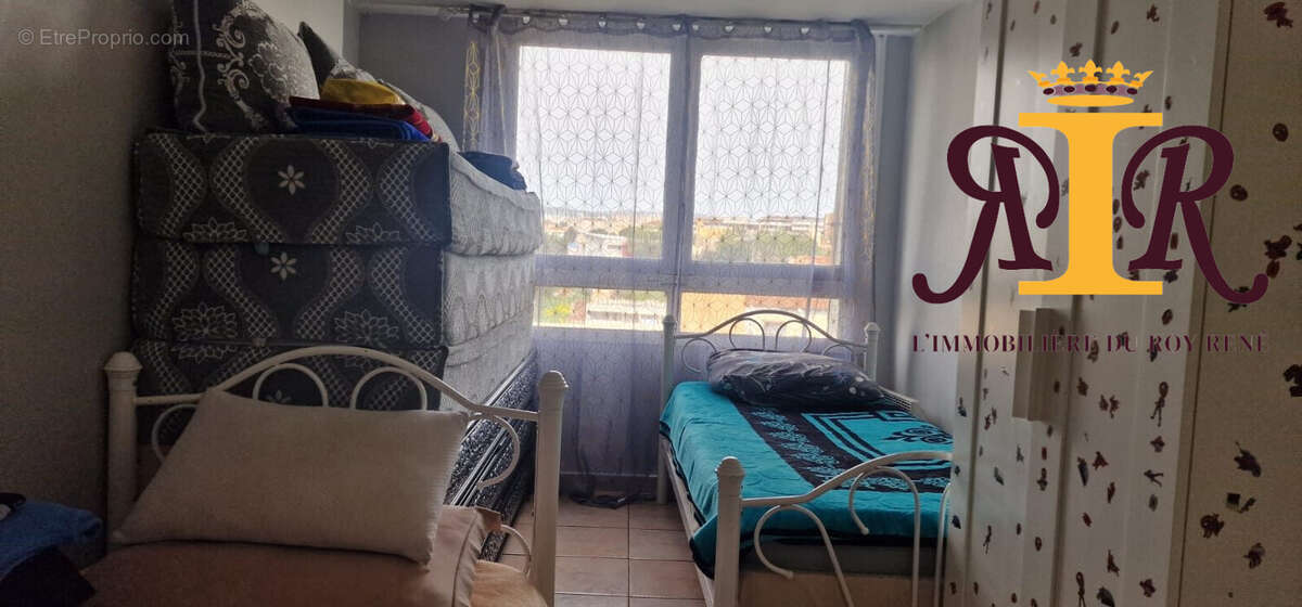 Appartement à MARSEILLE-3E