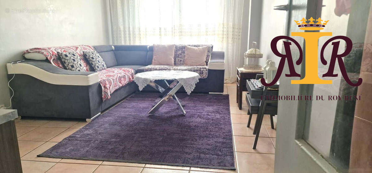 Appartement à MARSEILLE-3E