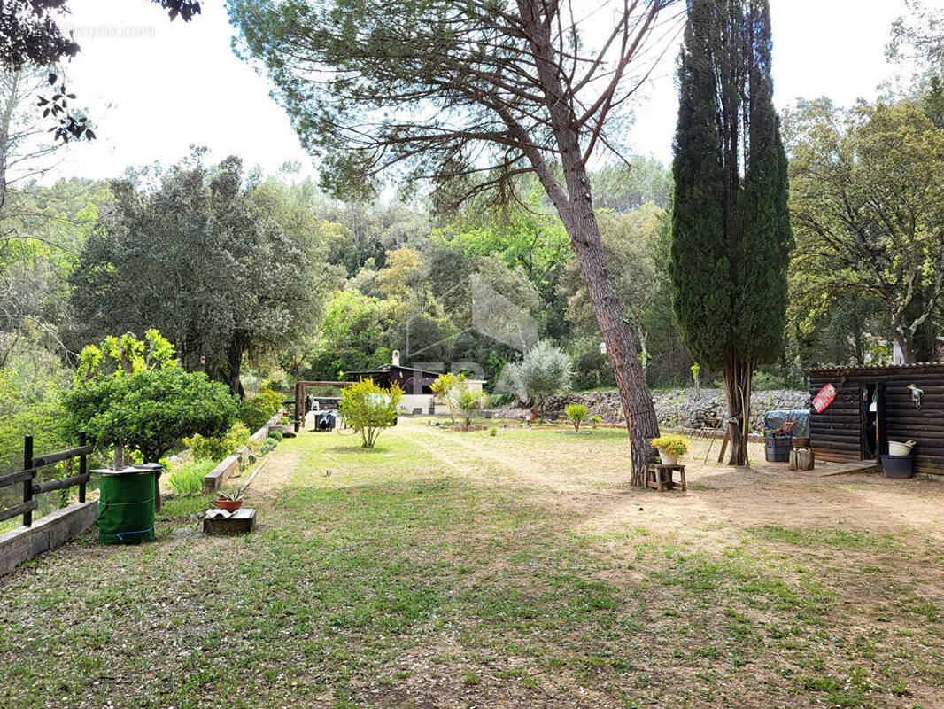 Autre à LE CANNET-DES-MAURES