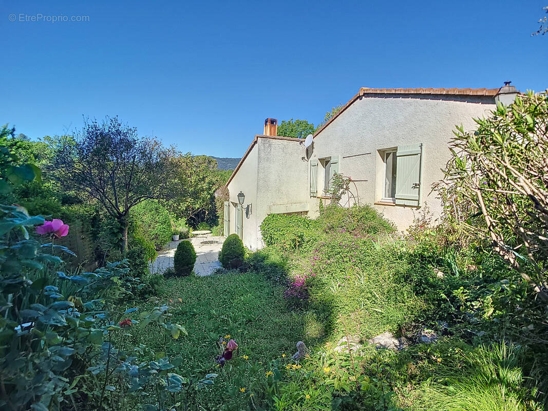 Maison à LE CANNET