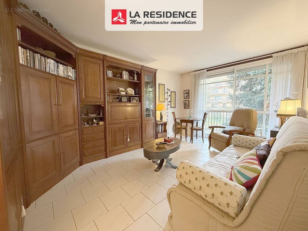 Appartement à VELIZY-VILLACOUBLAY