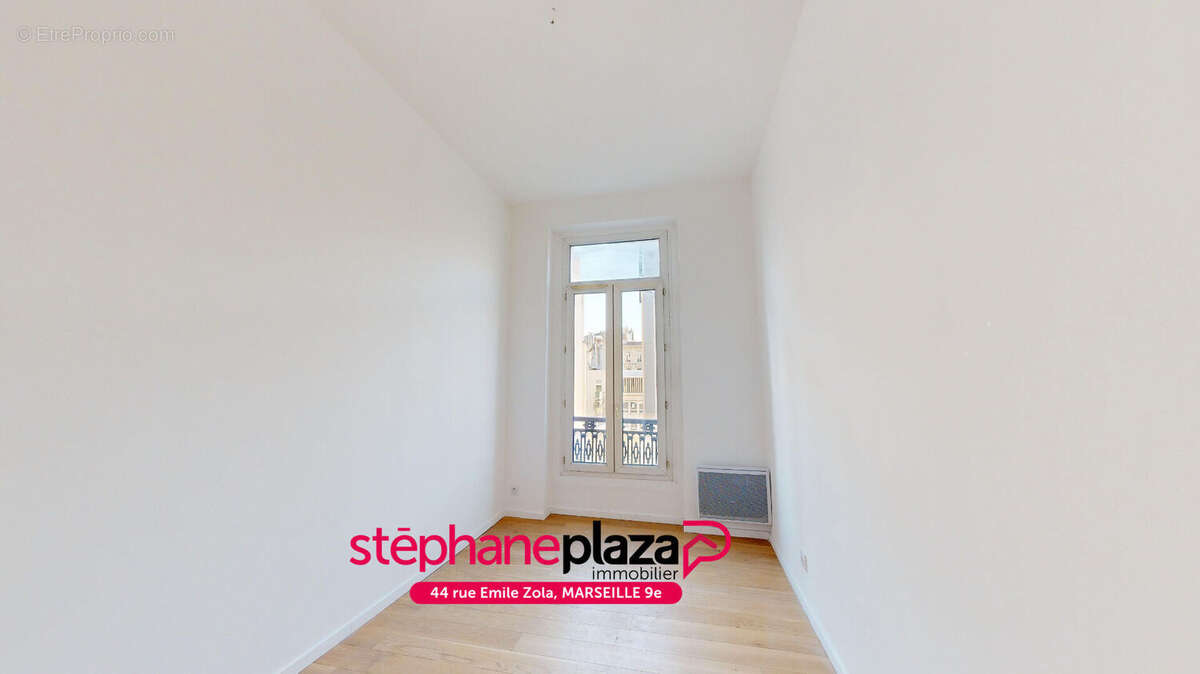 Appartement à MARSEILLE-6E