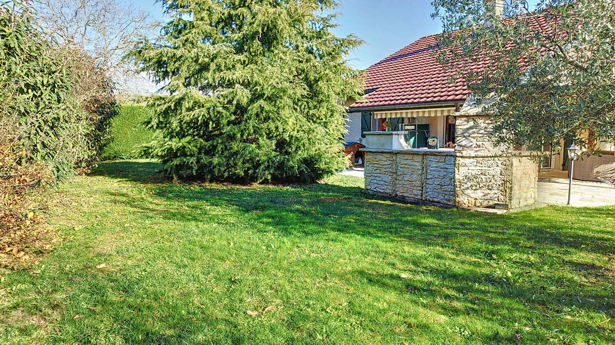 Maison à DOUVAINE