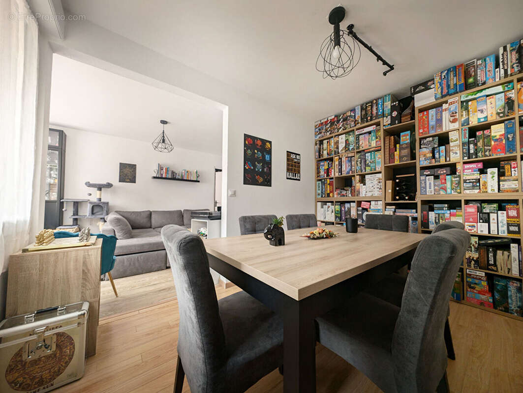 Appartement à HEROUVILLE-SAINT-CLAIR